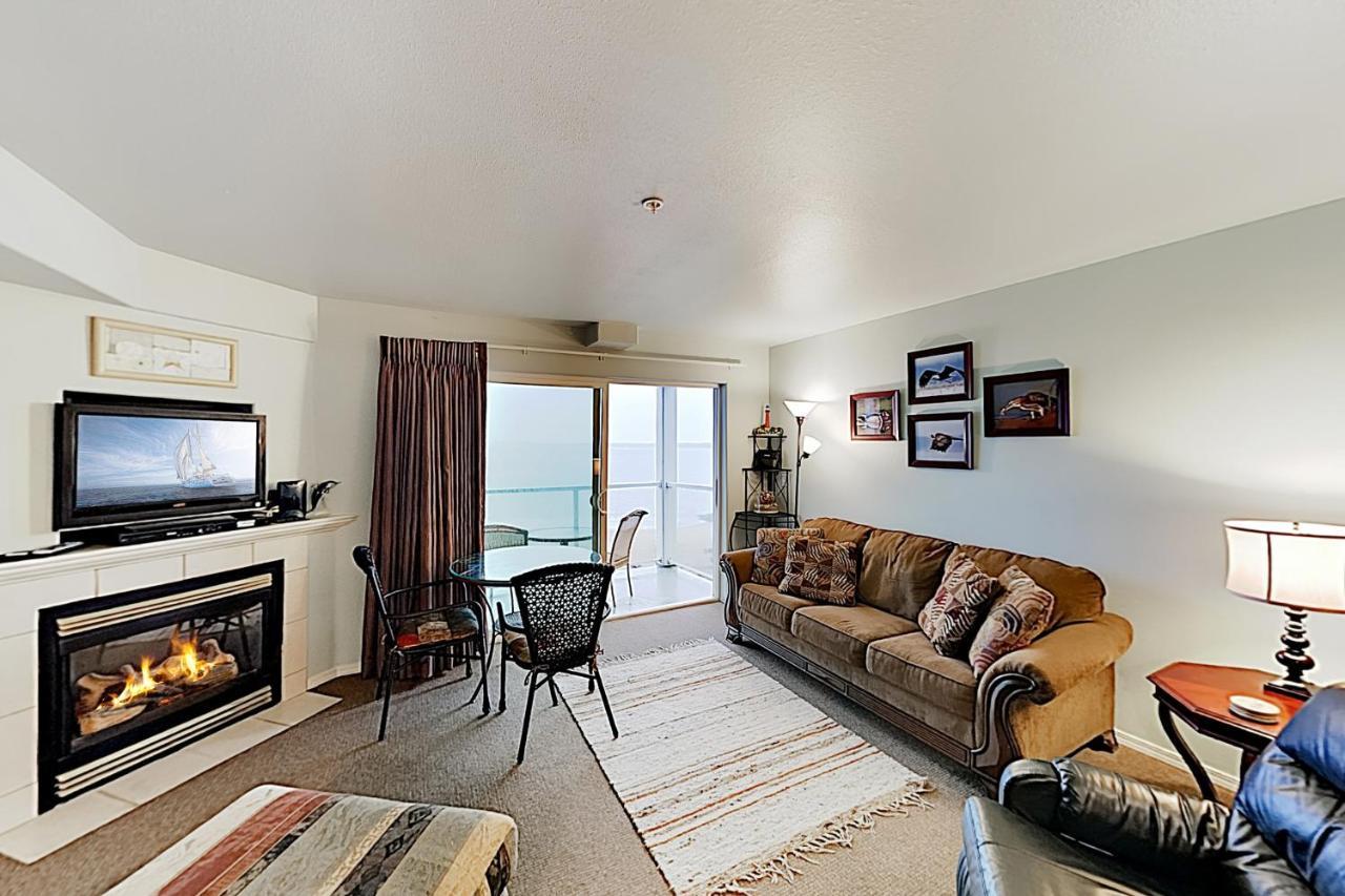 Waters Edge Apartment Salishan Beach Room photo