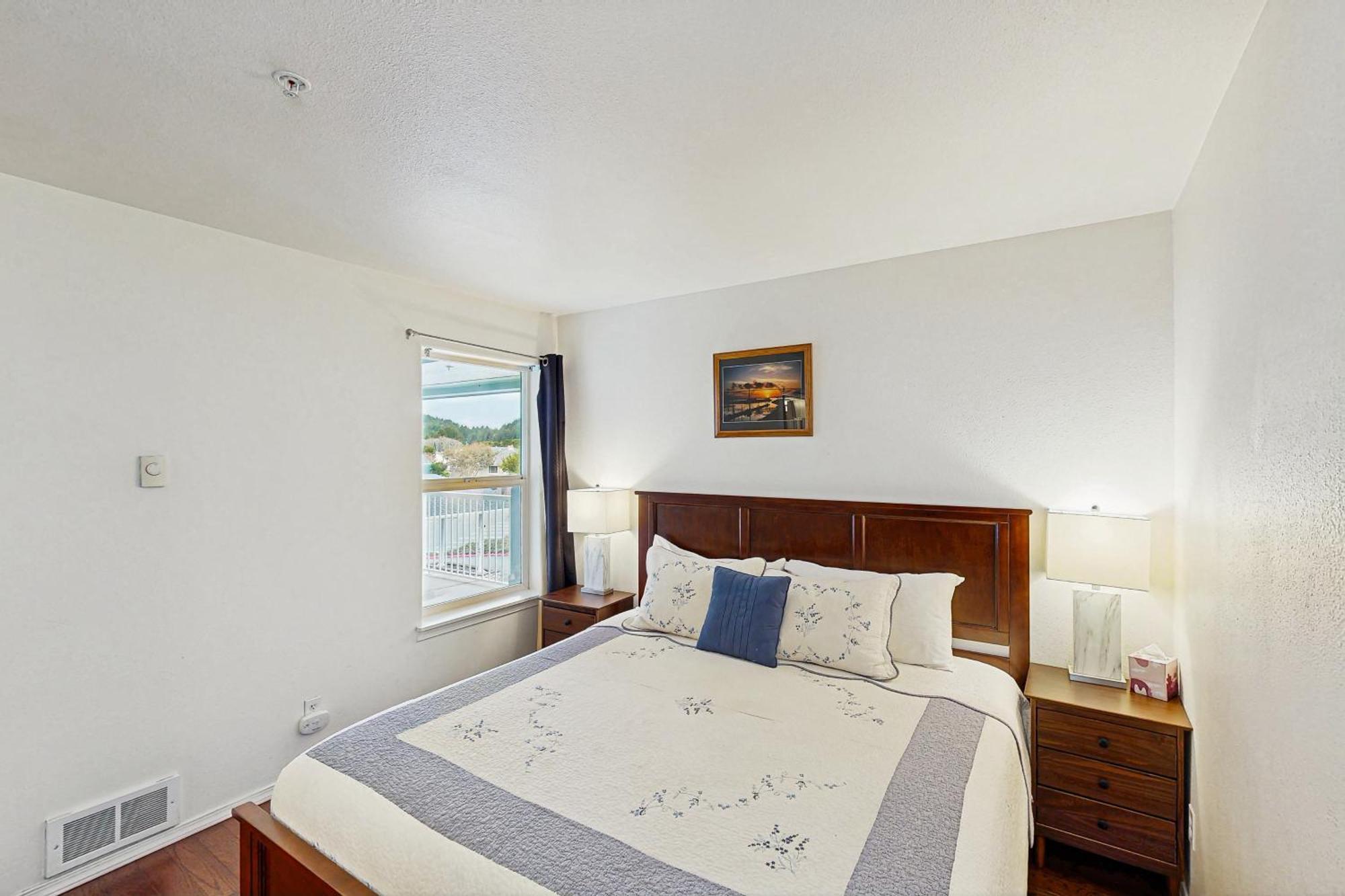Waters Edge Apartment Salishan Beach Room photo
